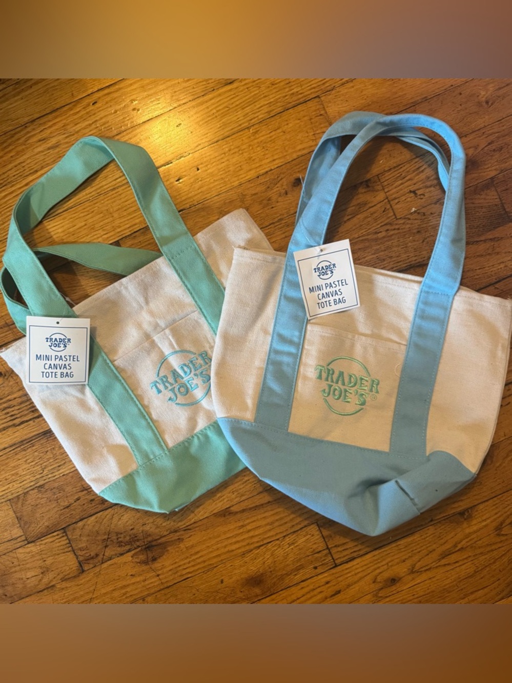 NWT Trader Joe’s Pastel Mini Tote Bag Set